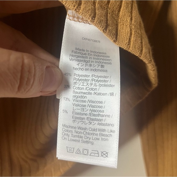 MADEWELL Ribbed Cardigan Crop Baby Longsleeve Toffee Tee - Picture 7 of 9